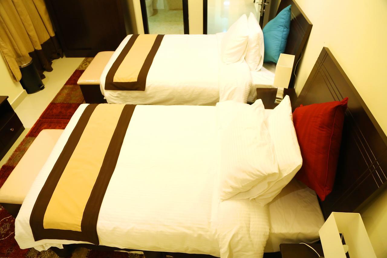 Travellers Hotel Apartment Dubai Exterior foto