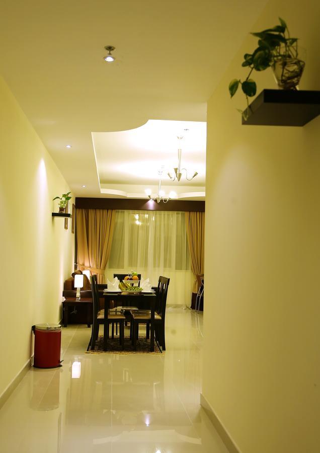 Travellers Hotel Apartment Dubai Exterior foto